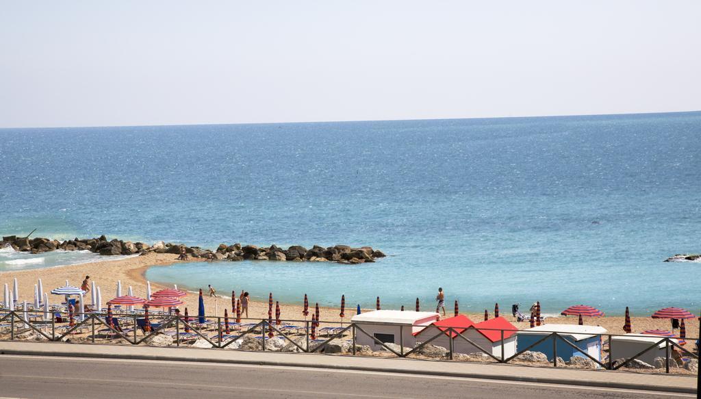 Hotel Giannino Porto Recanati Eksteriør bilde